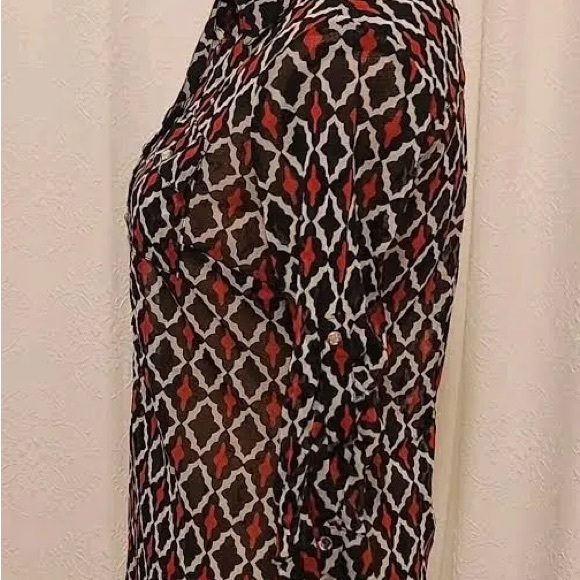 International Concepts Women's M Red & Black Sheer Roll Tab Sleeve Blouse Top - Picture 2 of 6